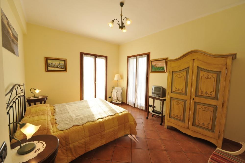 B&B Ca' De Pippu Diano Castello Kültér fotó