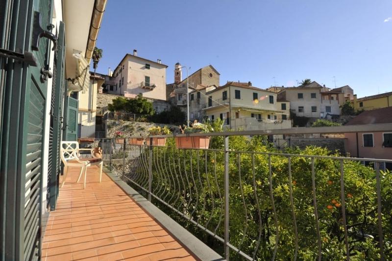 B&B Ca' De Pippu Diano Castello Kültér fotó